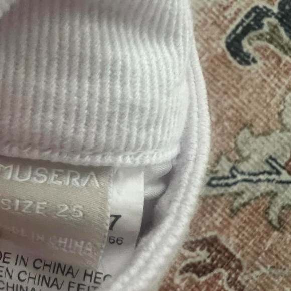 White denim - Picture 3 of 3